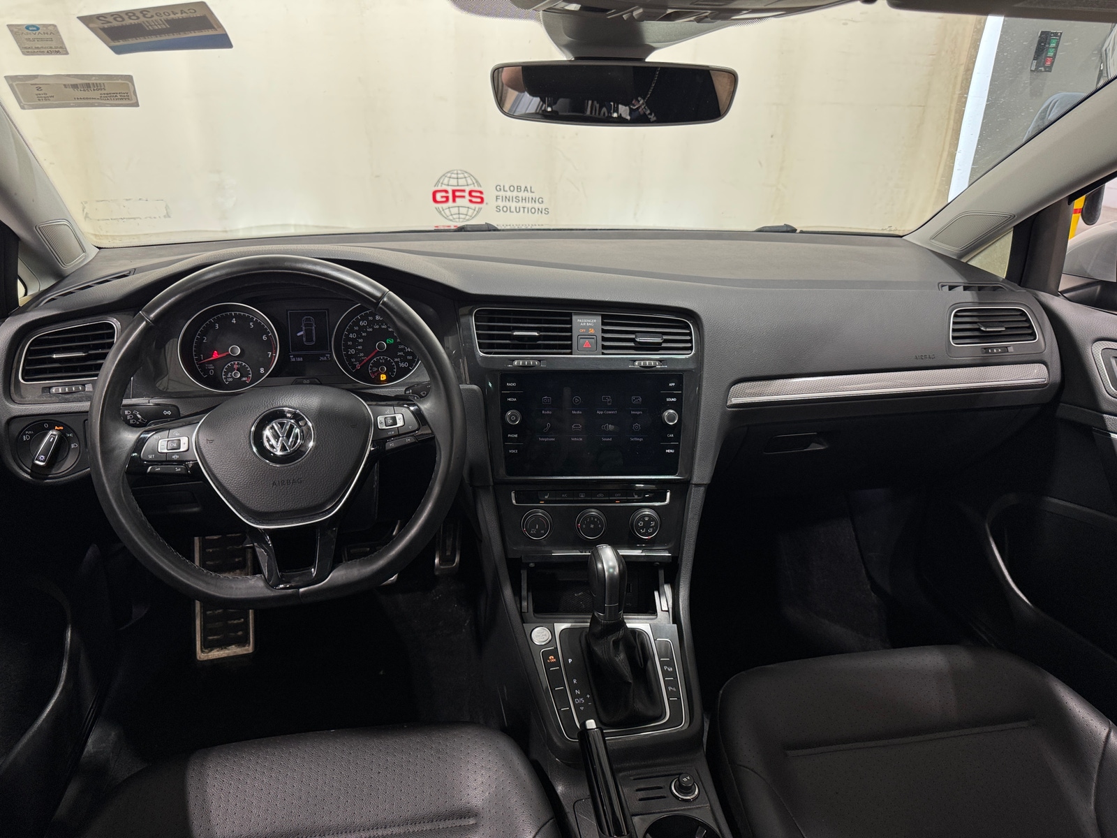 Thumbnail: 2019 Volkswagen Golf - 2