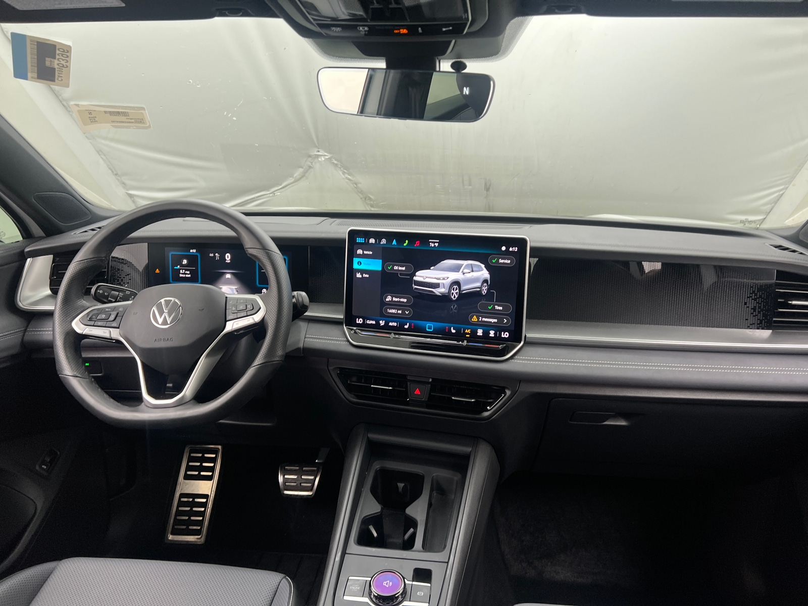 Thumbnail: 2025 Volkswagen Tiguan - 2