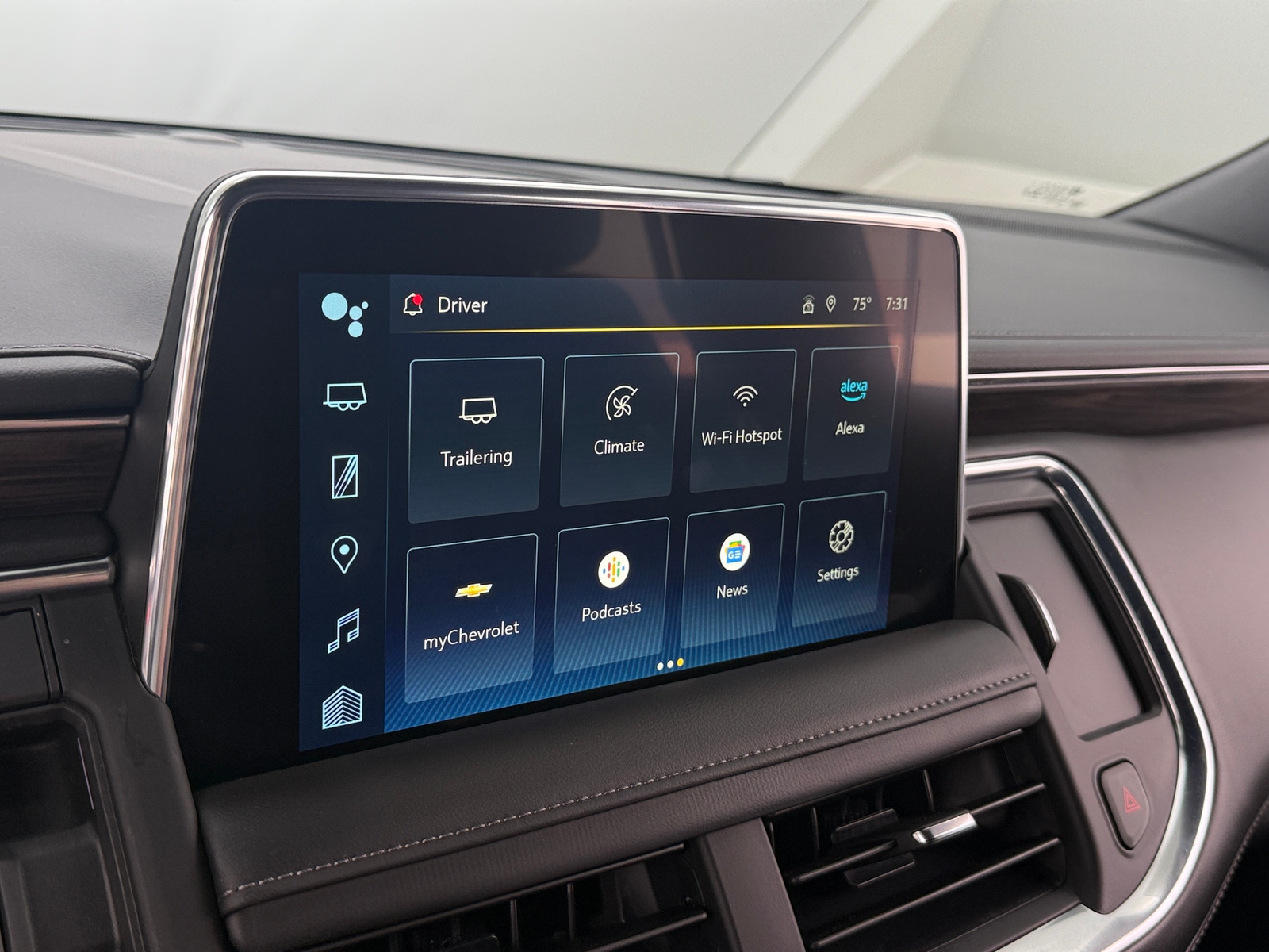 Thumbnail: 2023 Chevrolet Tahoe - 3