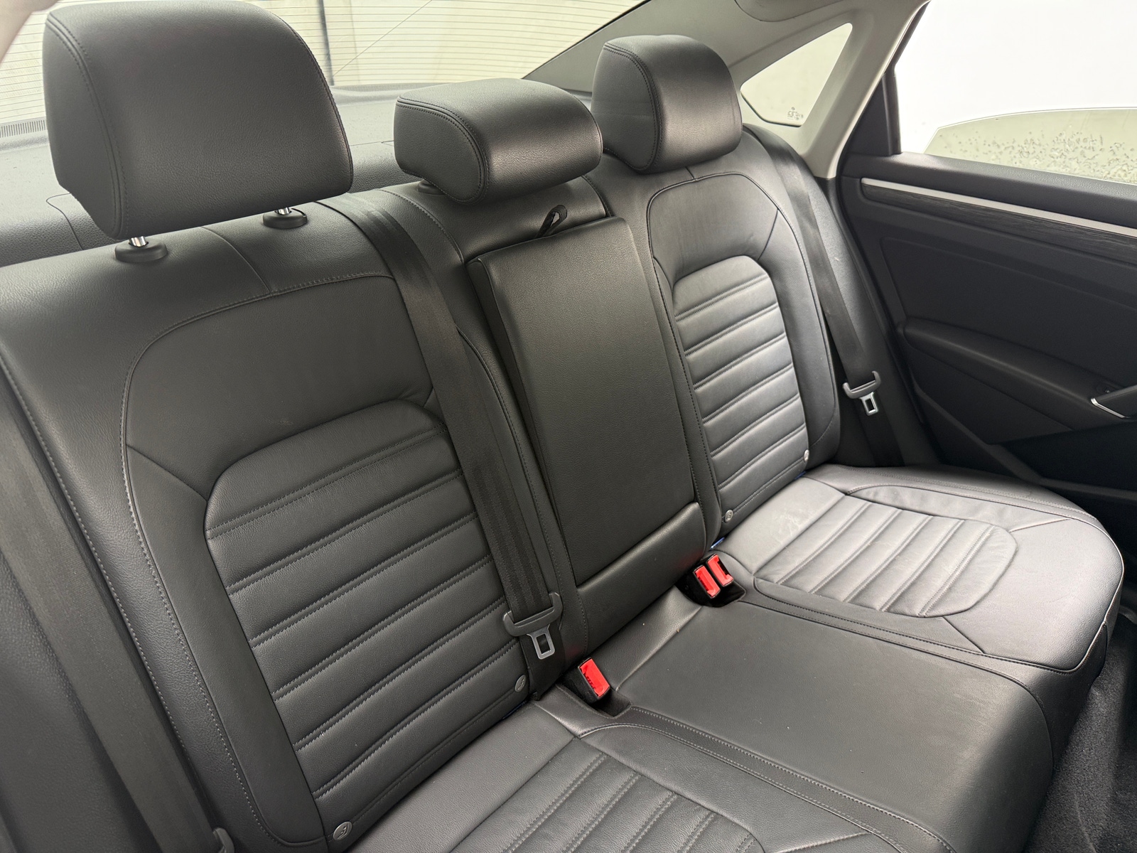 Thumbnail: 2017 Volkswagen Passat - 5