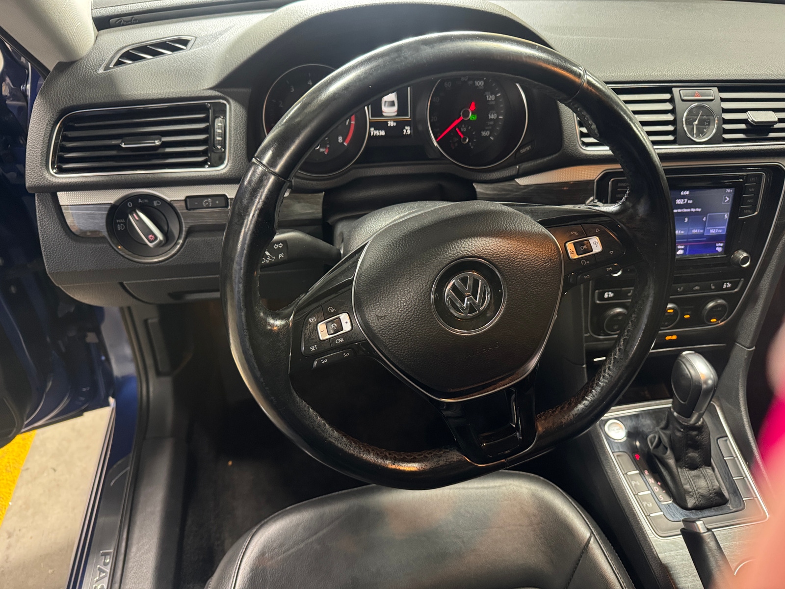 Thumbnail: 2017 Volkswagen Passat - 4