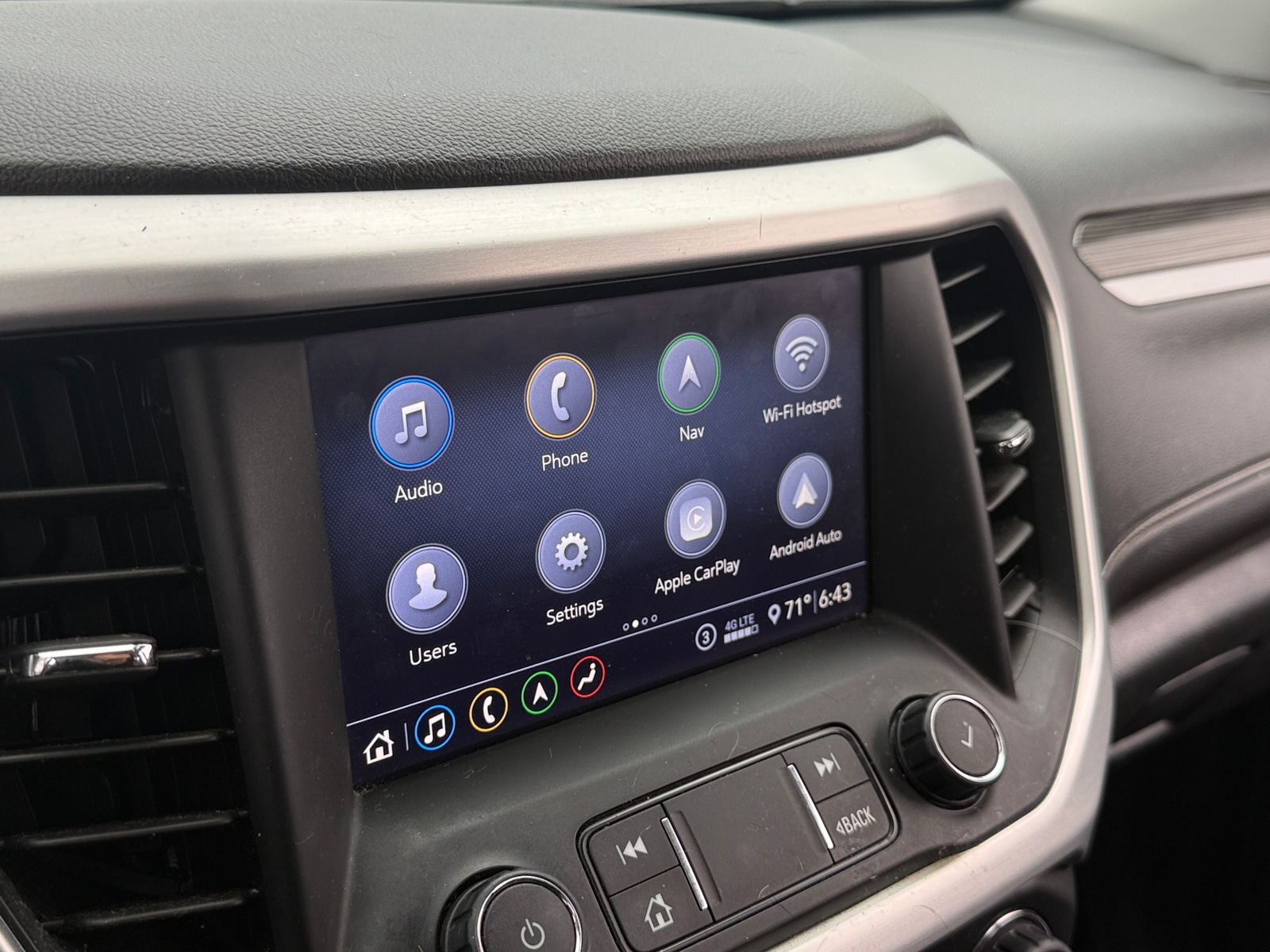 Thumbnail: 2020 GMC Acadia - 3