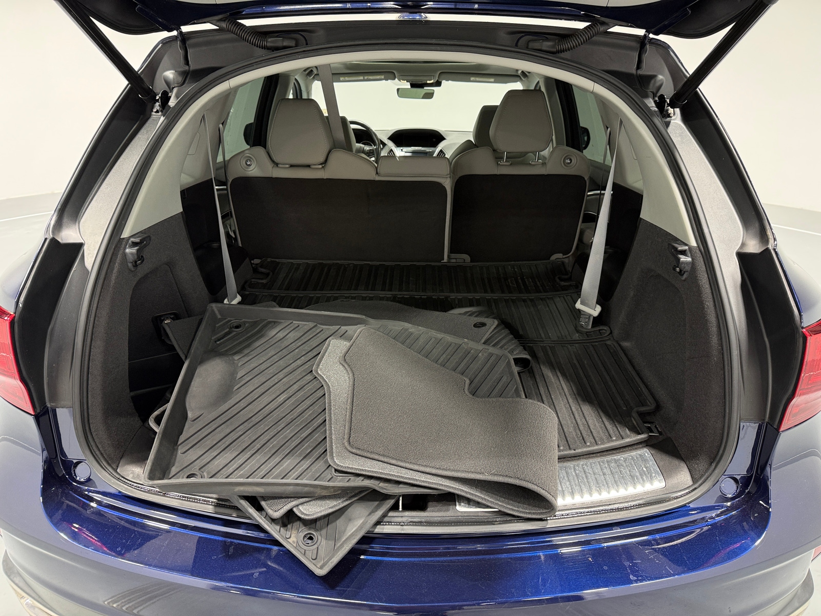 Thumbnail: 2018 Acura MDX - 6