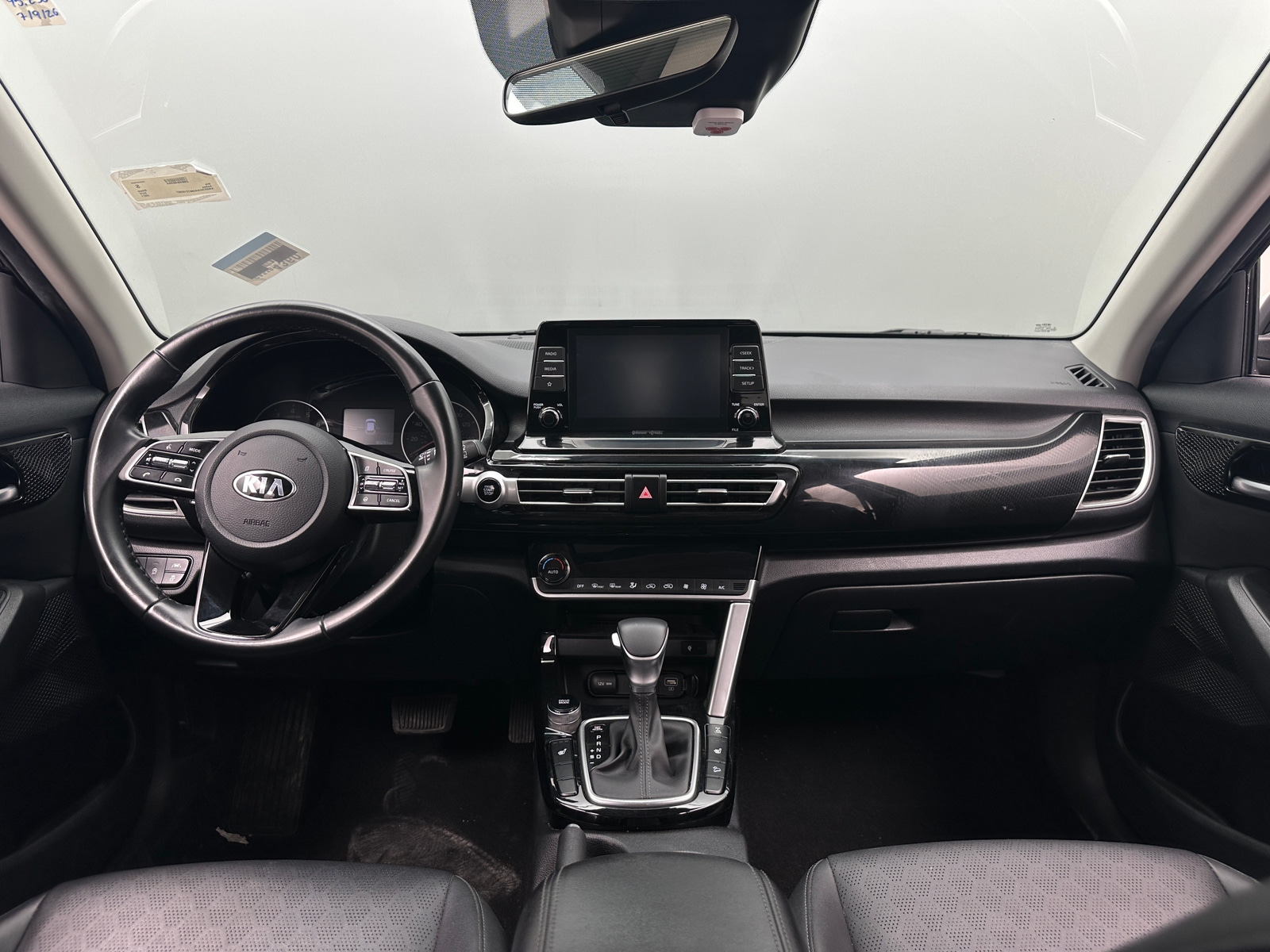 Thumbnail: 2021 Kia Seltos - 2