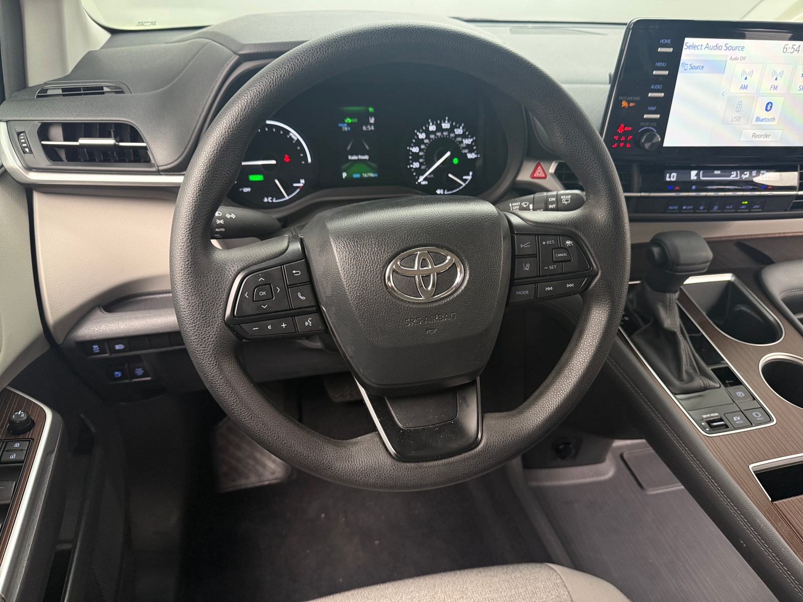 Thumbnail: 2024 Toyota Sienna - 5