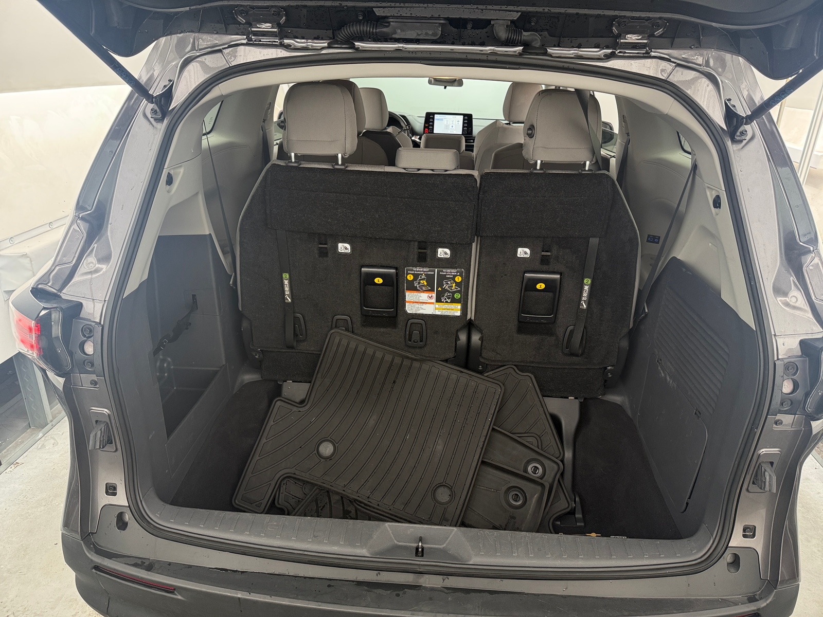 Thumbnail: 2024 Toyota Sienna - 7