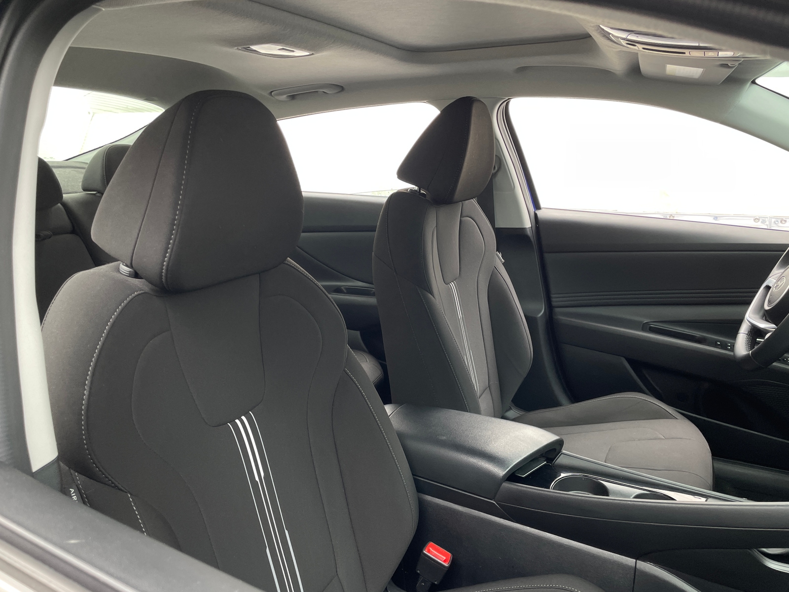 Thumbnail: 2024 Hyundai Elantra - 2