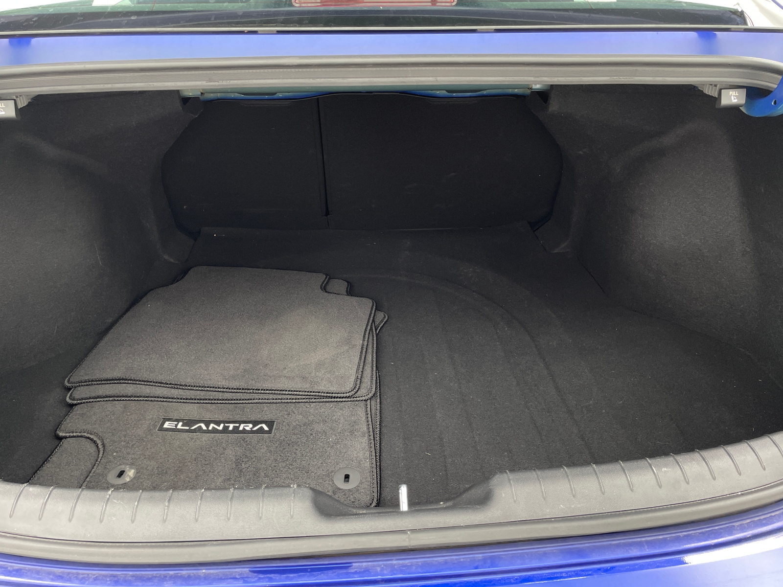 Thumbnail: 2024 Hyundai Elantra - 7