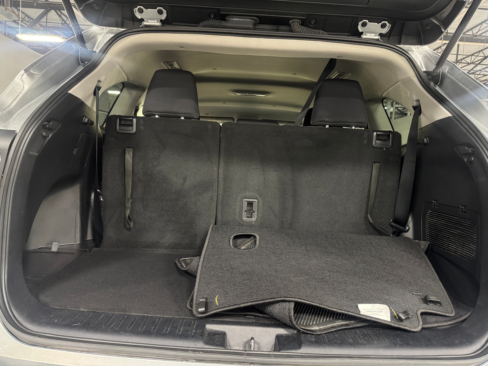 Thumbnail: 2021 Toyota Highlander - 7