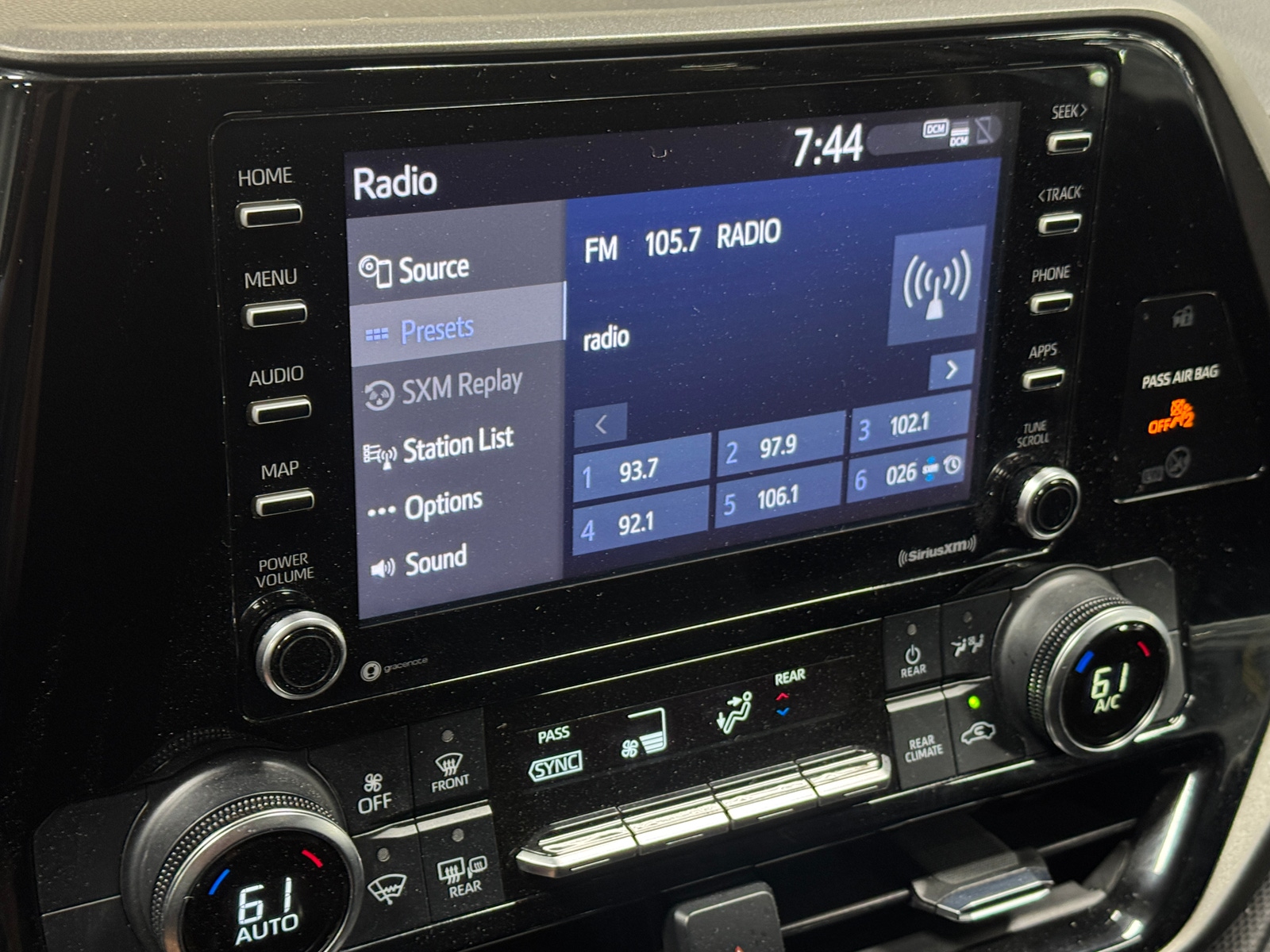 Thumbnail: 2021 Toyota Highlander - 4