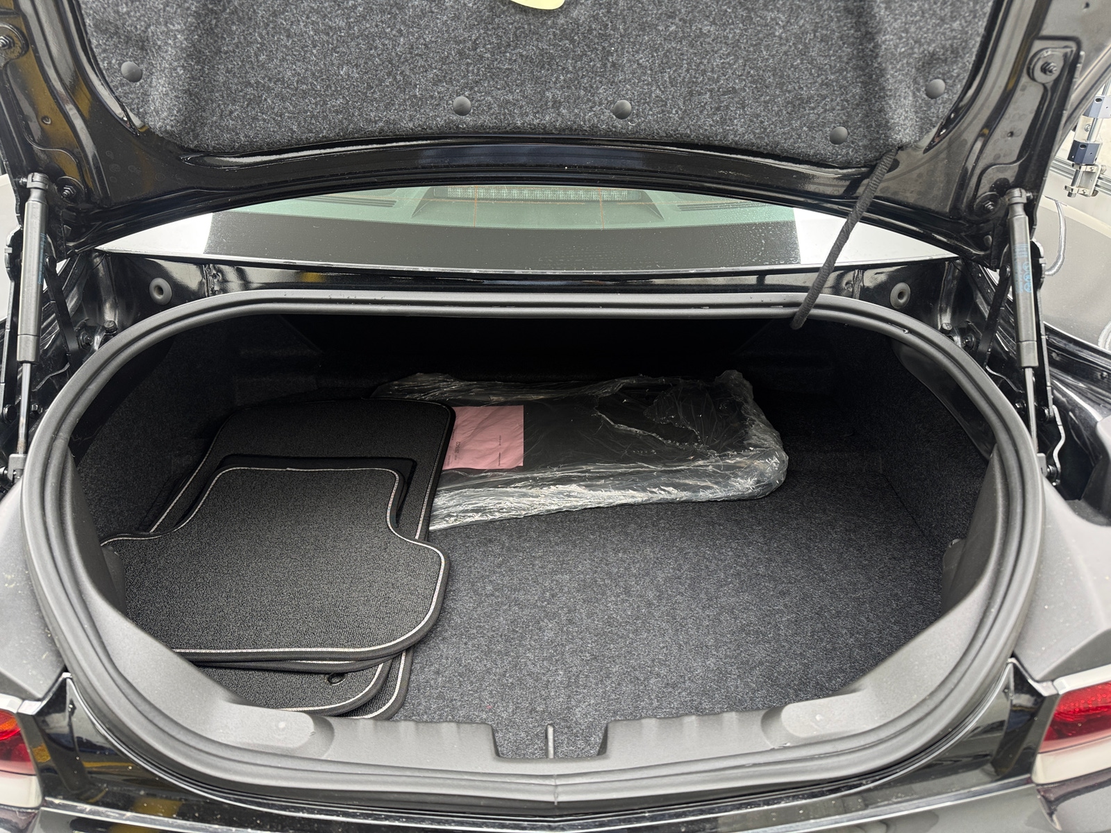 Thumbnail: 2012 Chevrolet Camaro - 4