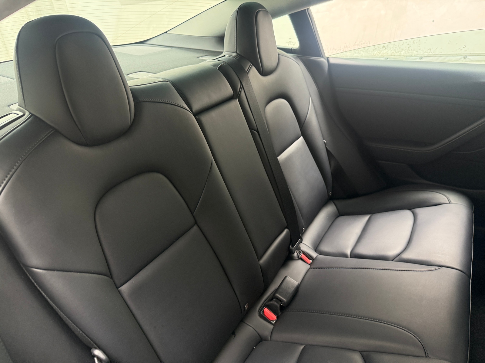 Thumbnail: 2022 Tesla Model 3 - 5