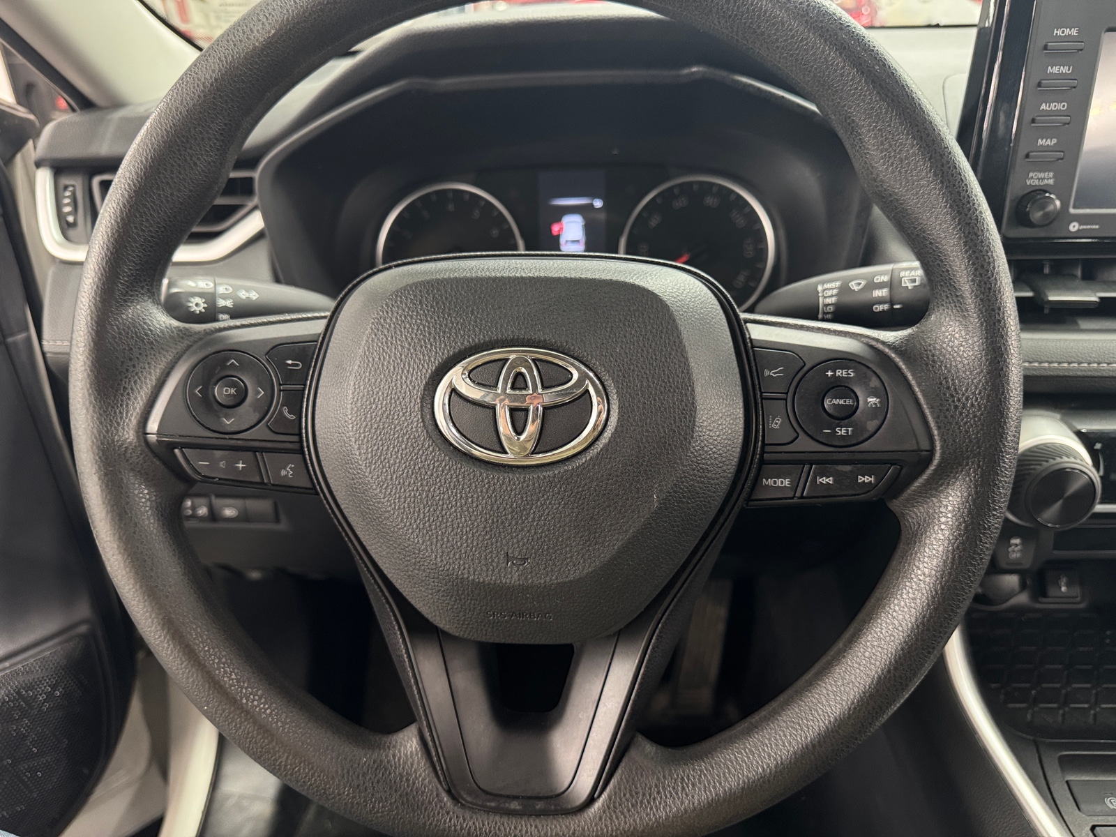 Thumbnail: 2022 Toyota RAV4 - 5