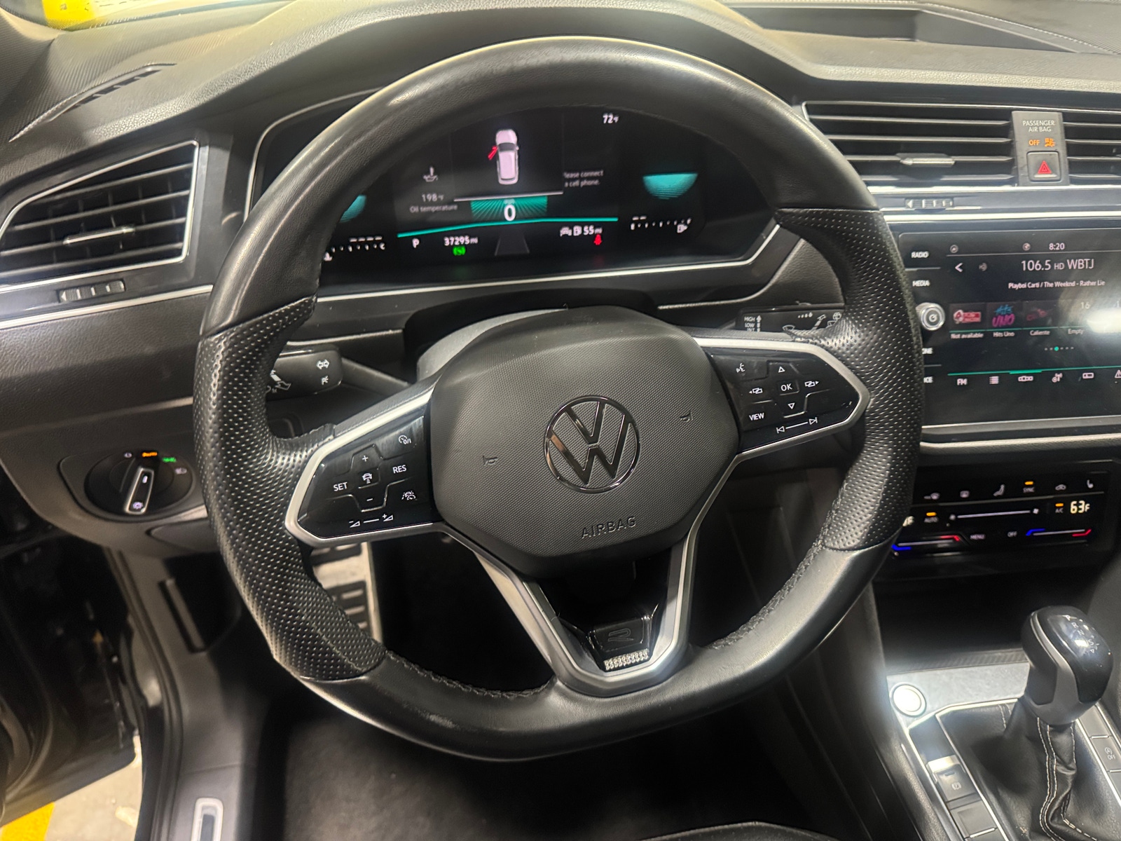 Thumbnail: 2023 Volkswagen Tiguan - 4