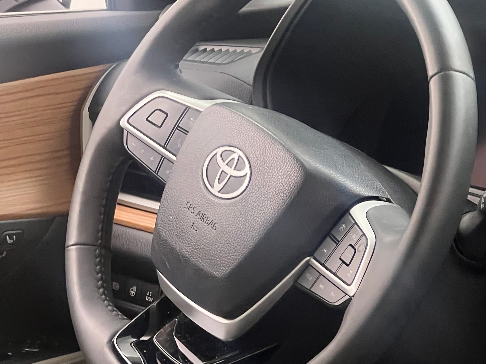 Thumbnail: 2024 Toyota Grand Highlander - 4