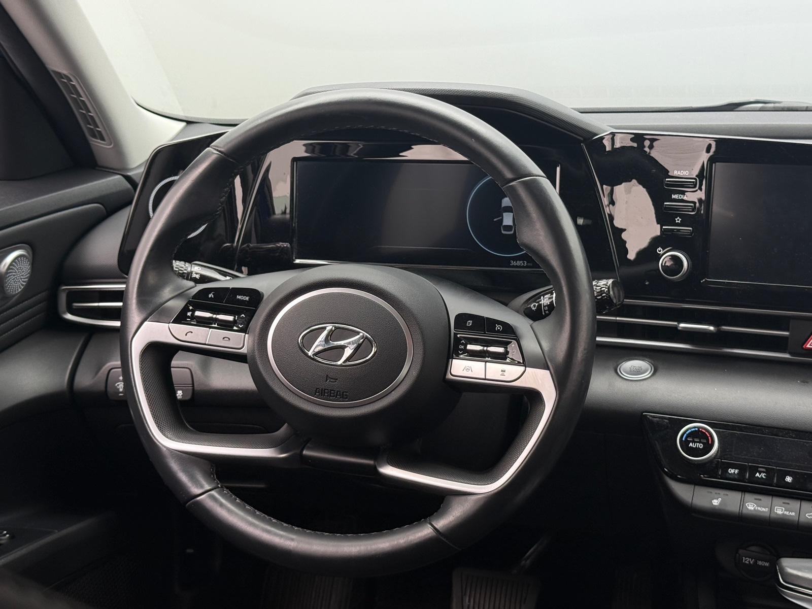 Thumbnail: 2022 Hyundai Elantra - 5