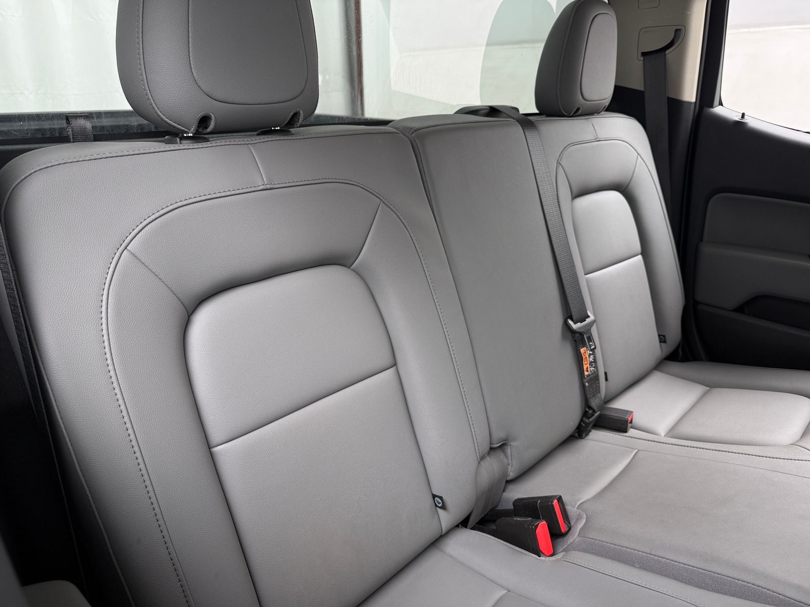 Thumbnail: 2022 Chevrolet Colorado - 6