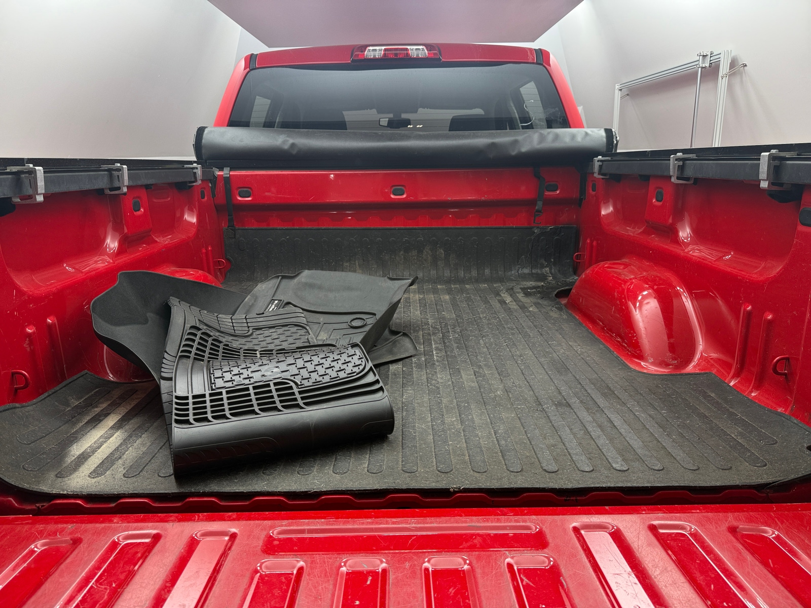 Thumbnail: 2018 Chevrolet Silverado 1500 - 7