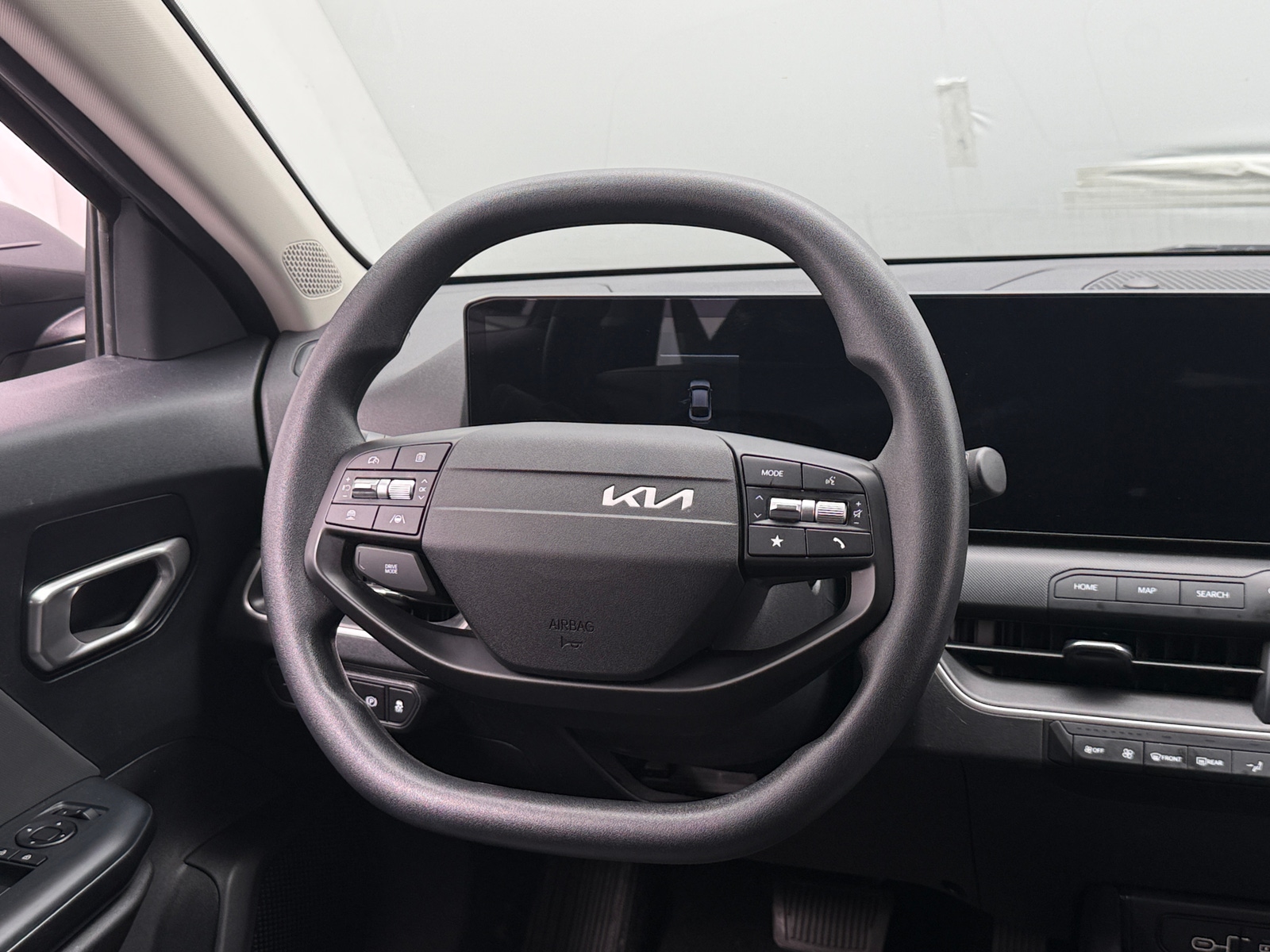 Thumbnail: 2025 Kia K4 - 5
