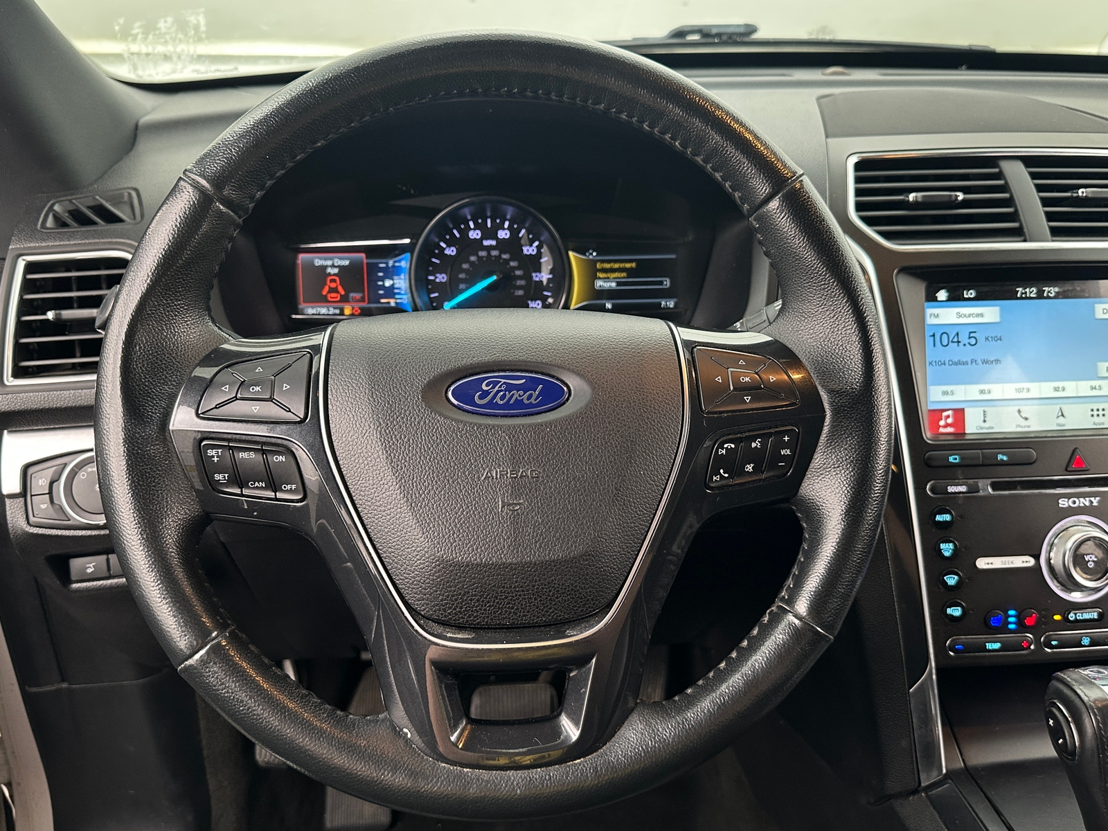 Thumbnail: 2018 Ford Explorer - 4