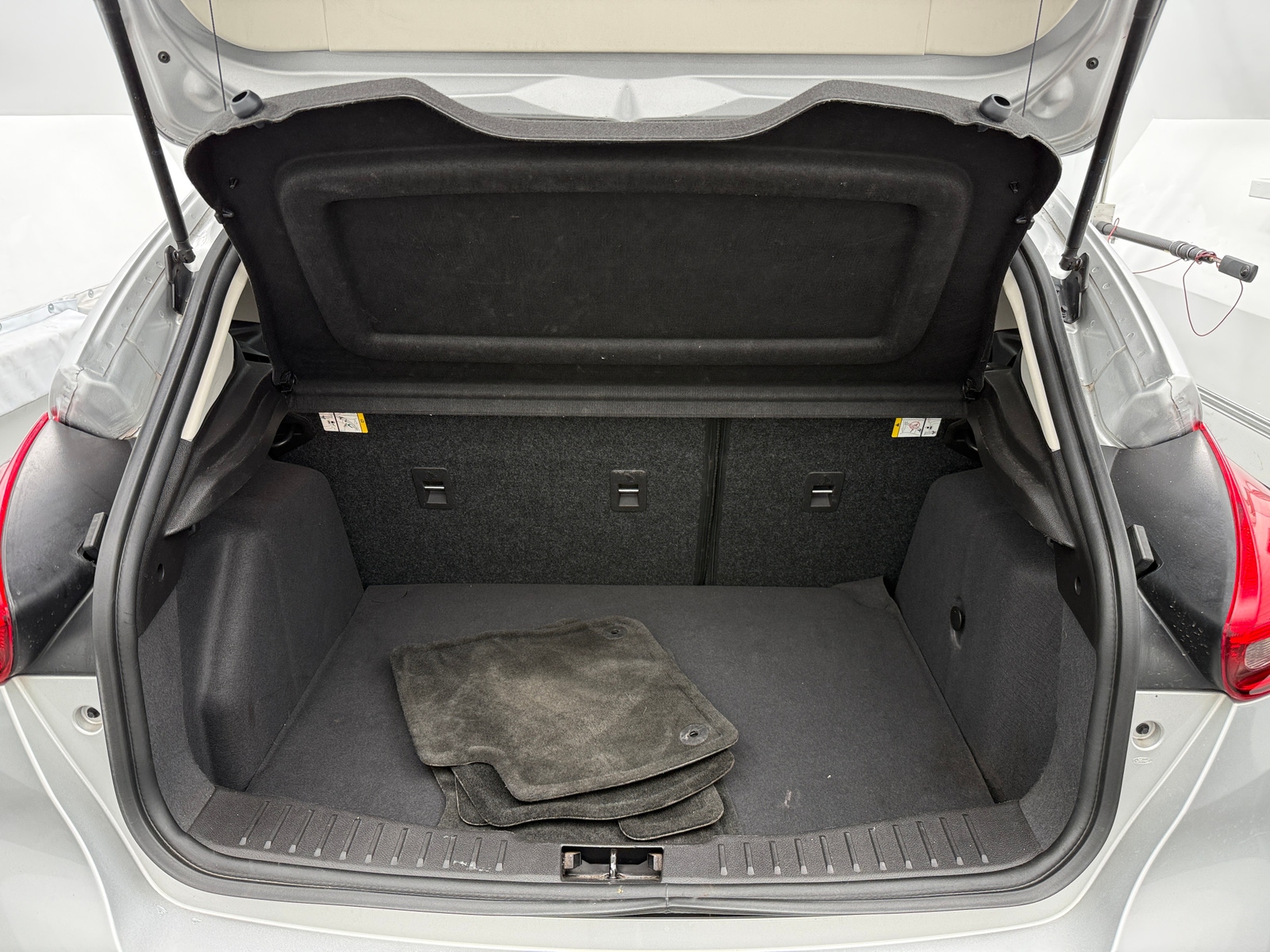 Thumbnail: 2018 Ford Focus - 7