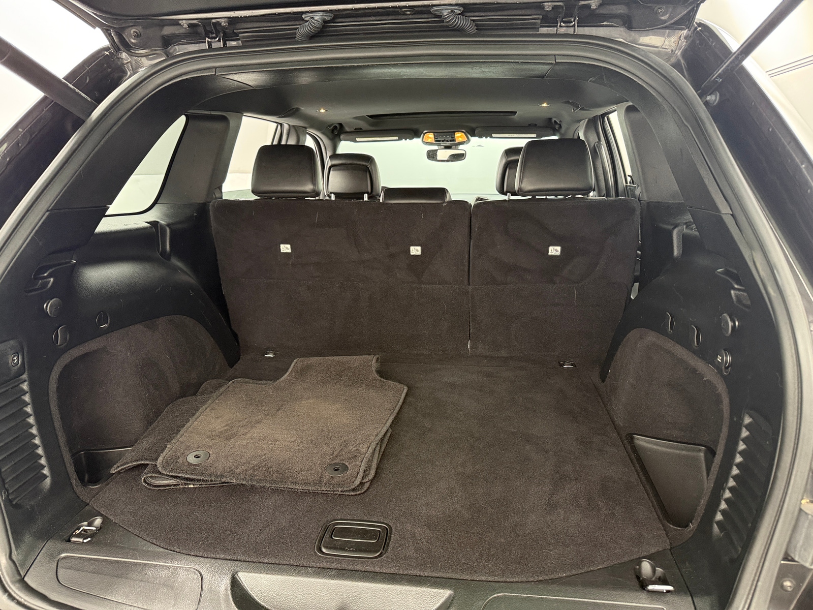 Thumbnail: 2018 Jeep Grand Cherokee - 7