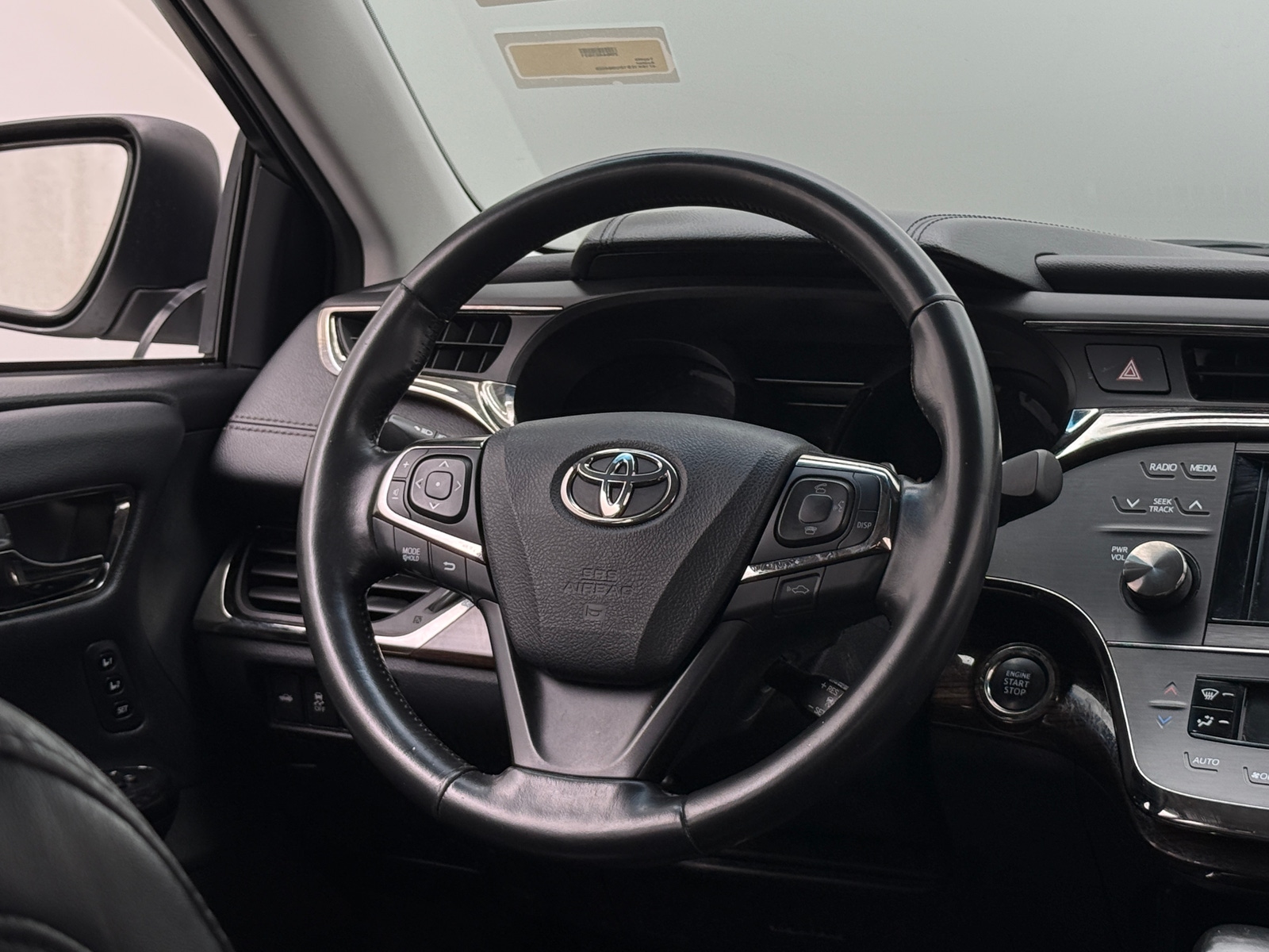 Thumbnail: 2013 Toyota Avalon - 4