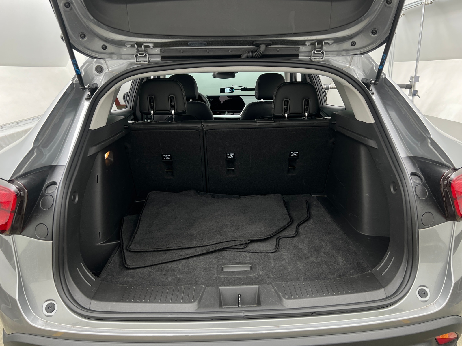 Thumbnail: 2025 Chevrolet Trax - 7