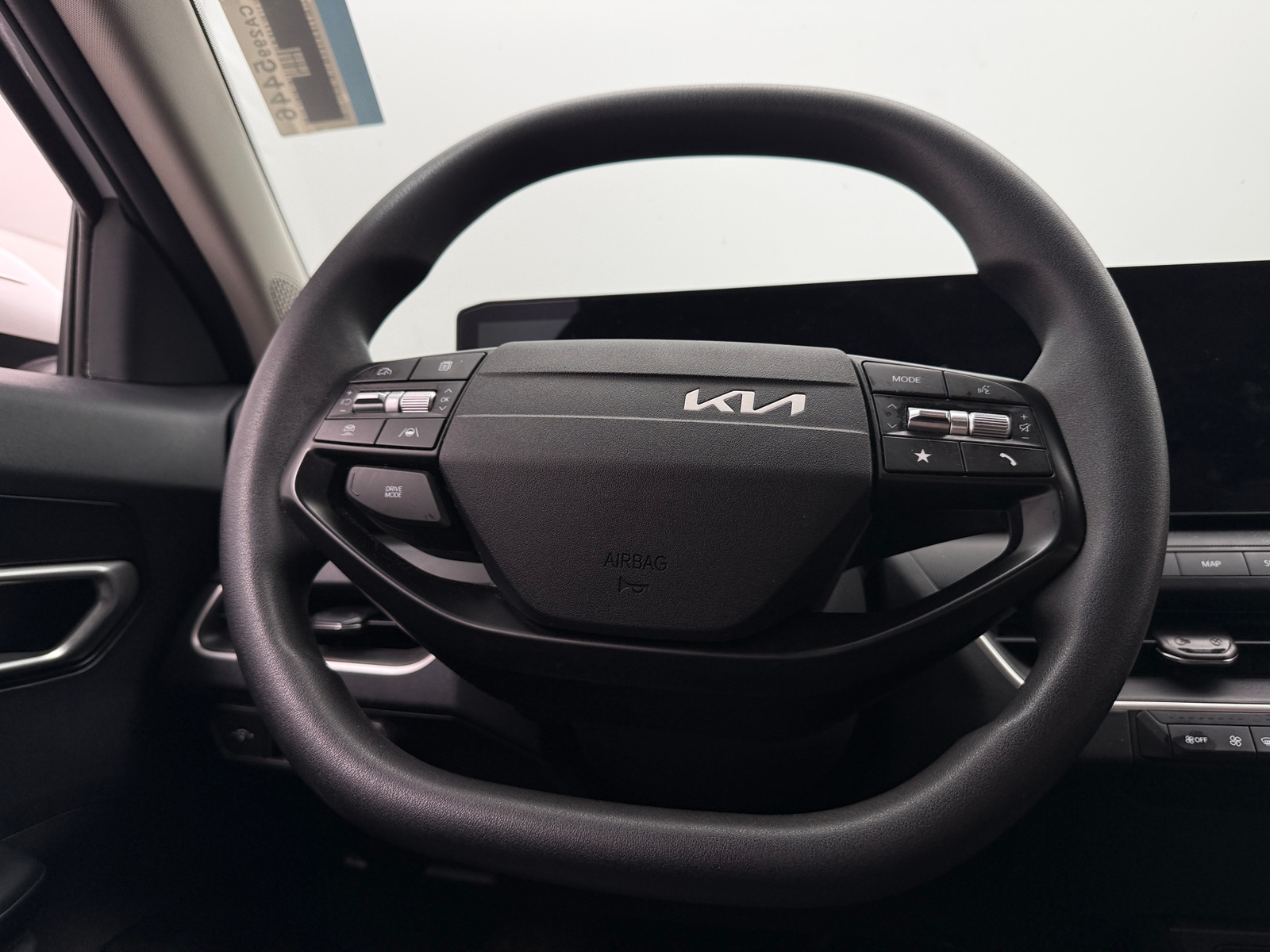 Thumbnail: 2025 Kia K4 - 5