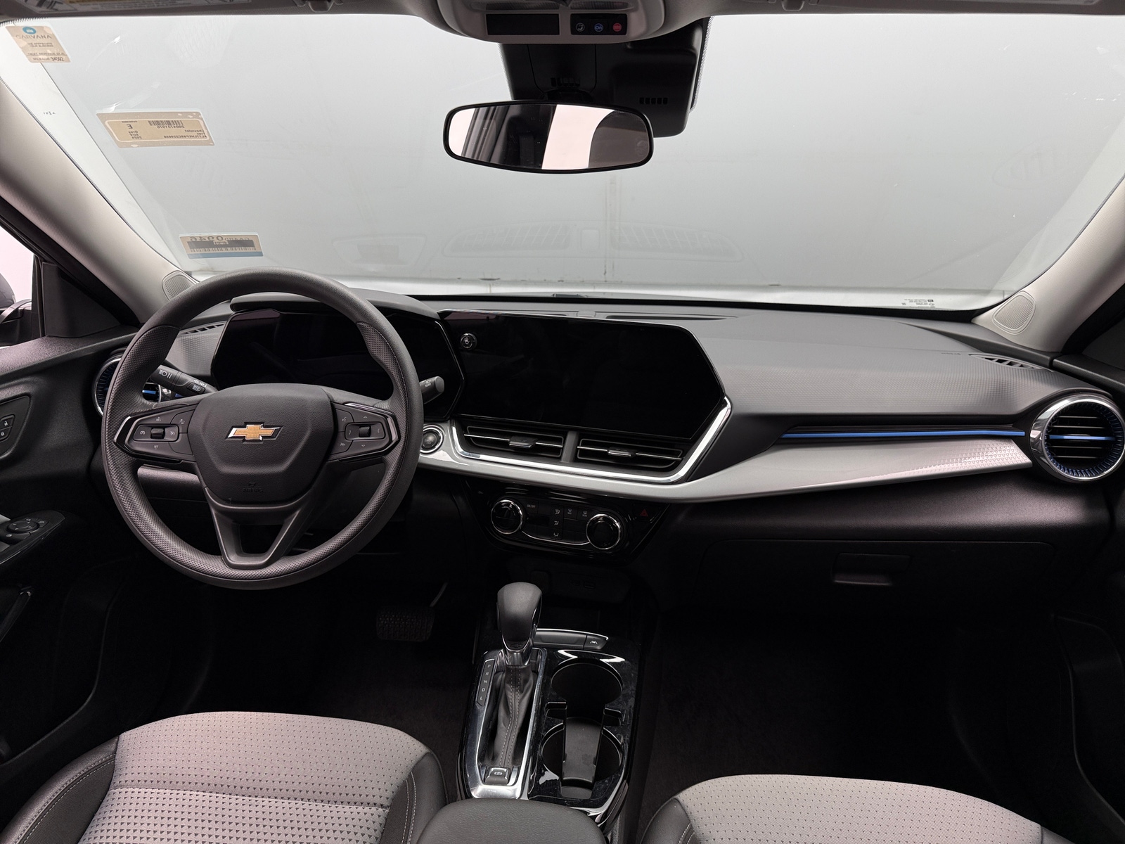 Thumbnail: 2025 Chevrolet Trax - 3