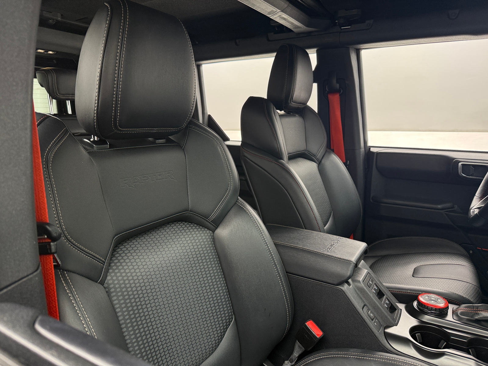 Thumbnail: 2024 Ford Bronco - 2