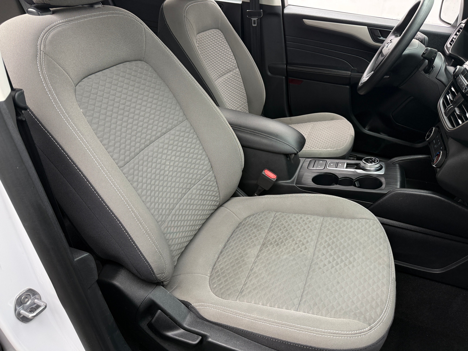 Thumbnail: 2022 Ford Escape - 2