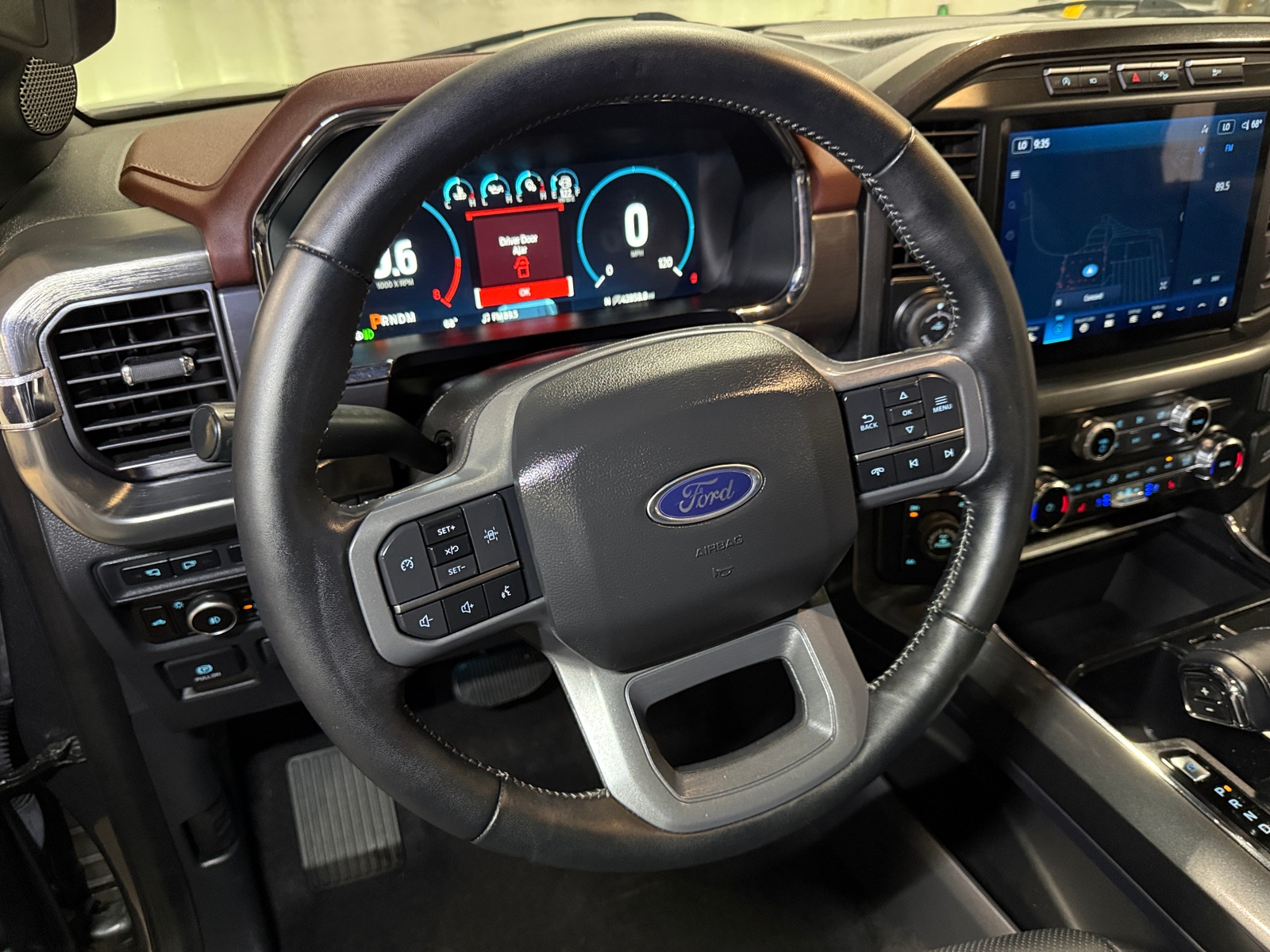 Thumbnail: 2023 Ford Econoline - 4