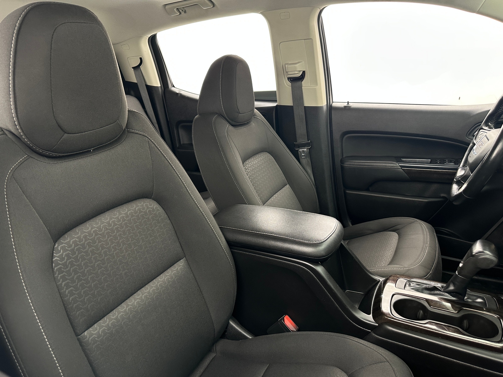 Thumbnail: 2017 GMC Canyon - 2