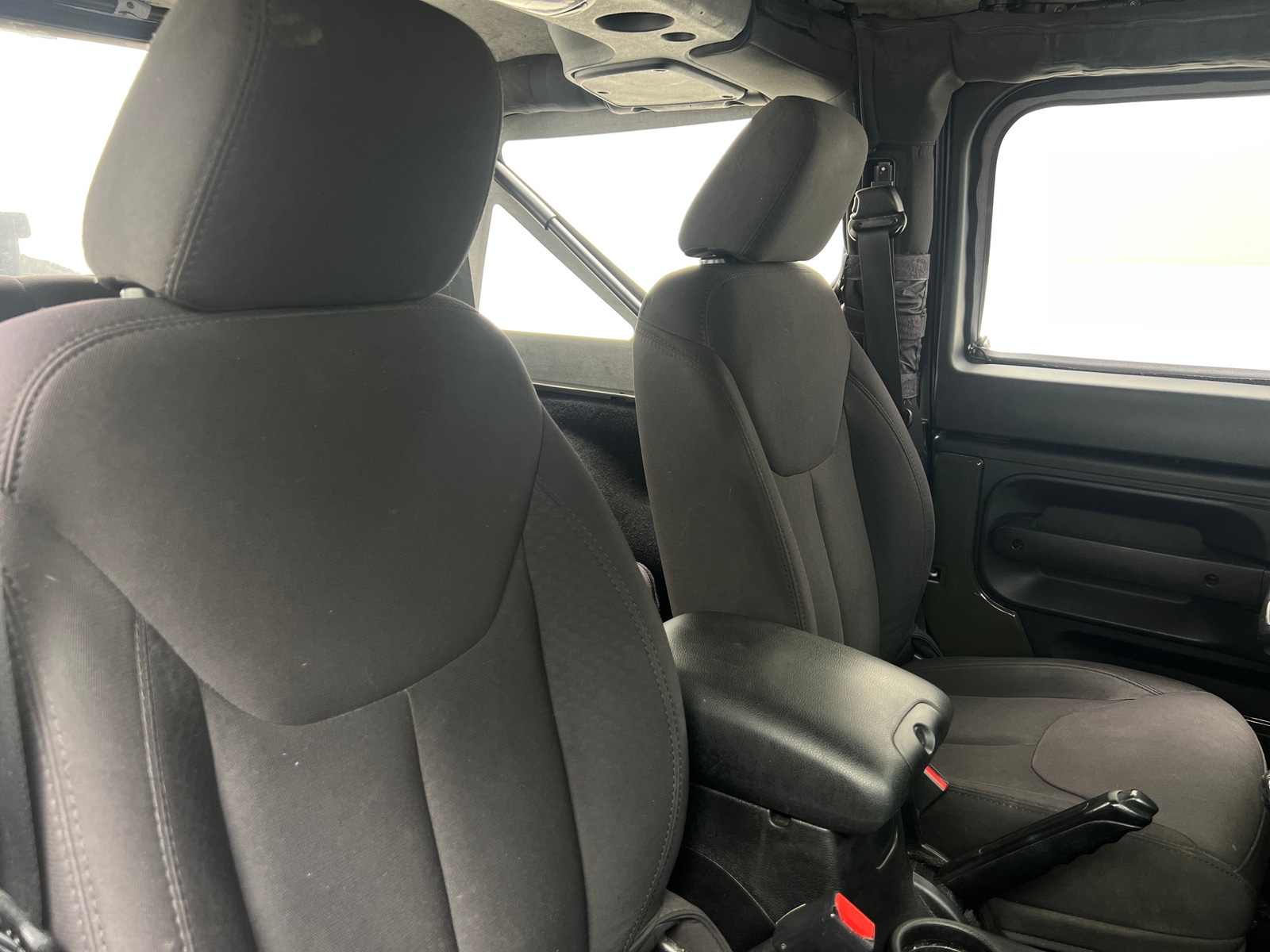 Thumbnail: 2015 Jeep Wrangler - 2