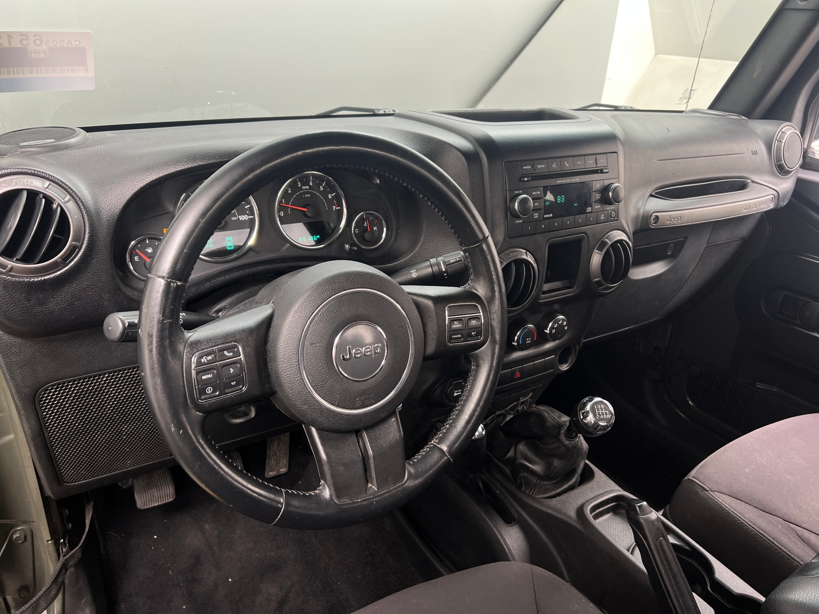 Thumbnail: 2015 Jeep Wrangler - 3