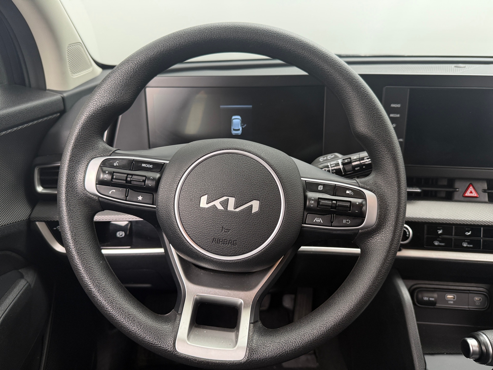 Thumbnail: 2025 Kia Sportage - 5