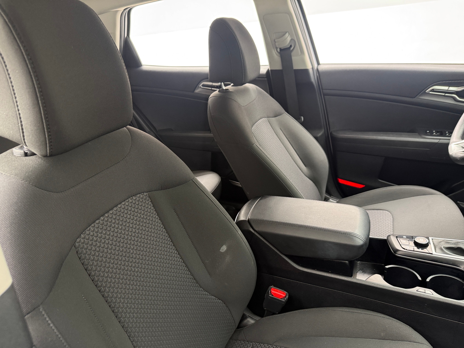 Thumbnail: 2025 Kia Sportage - 2