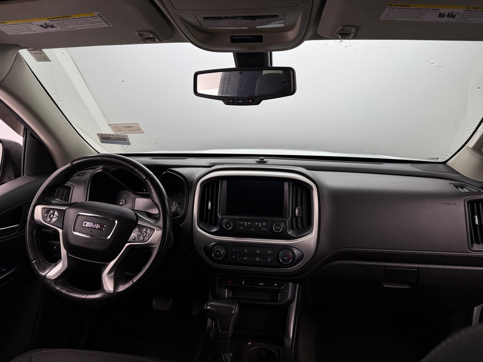Thumbnail: 2018 GMC Canyon - 3