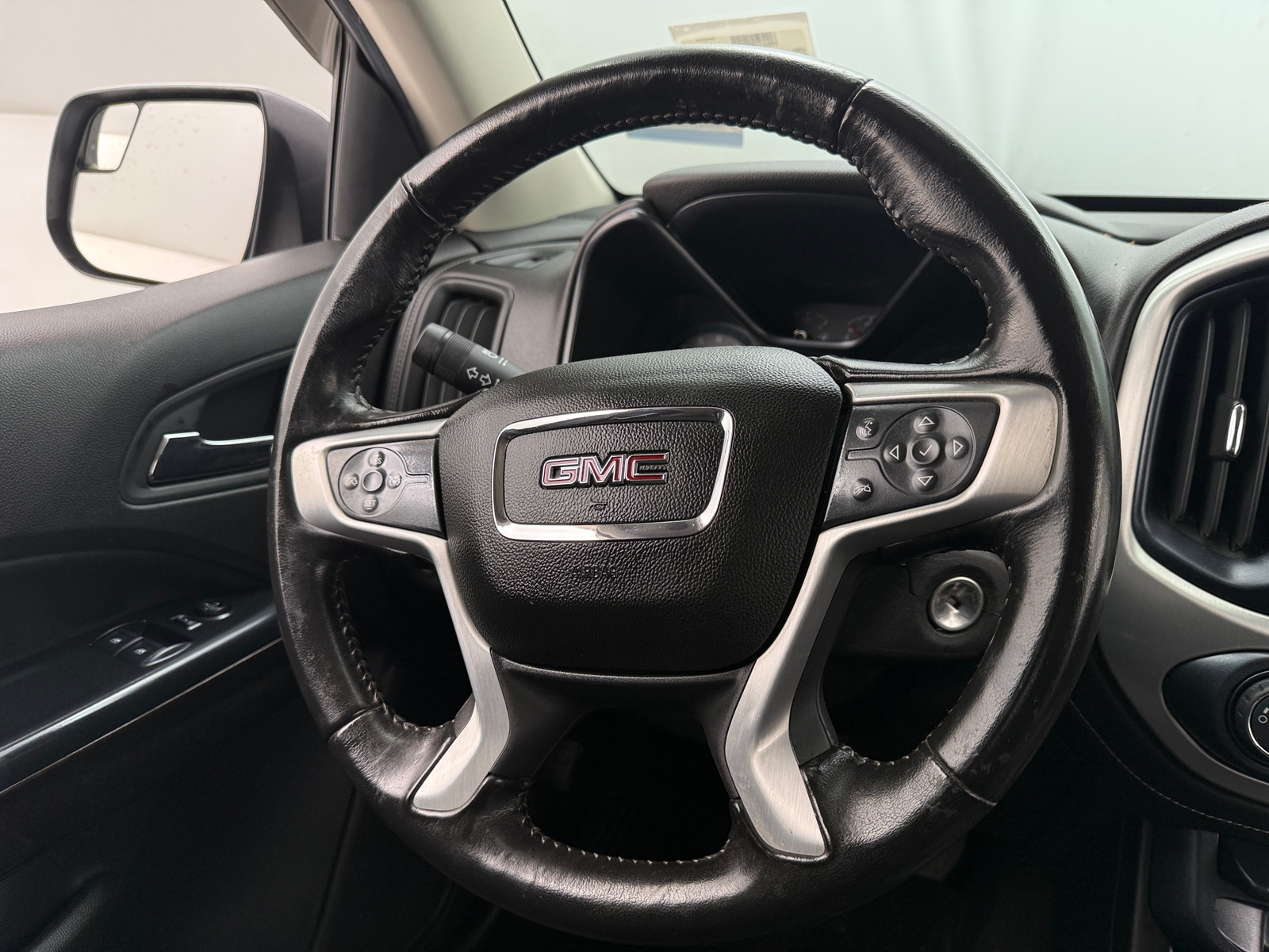Thumbnail: 2018 GMC Canyon - 5