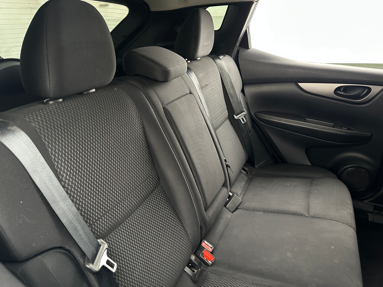 Thumbnail: 2021 Nissan Rogue Sport - 6