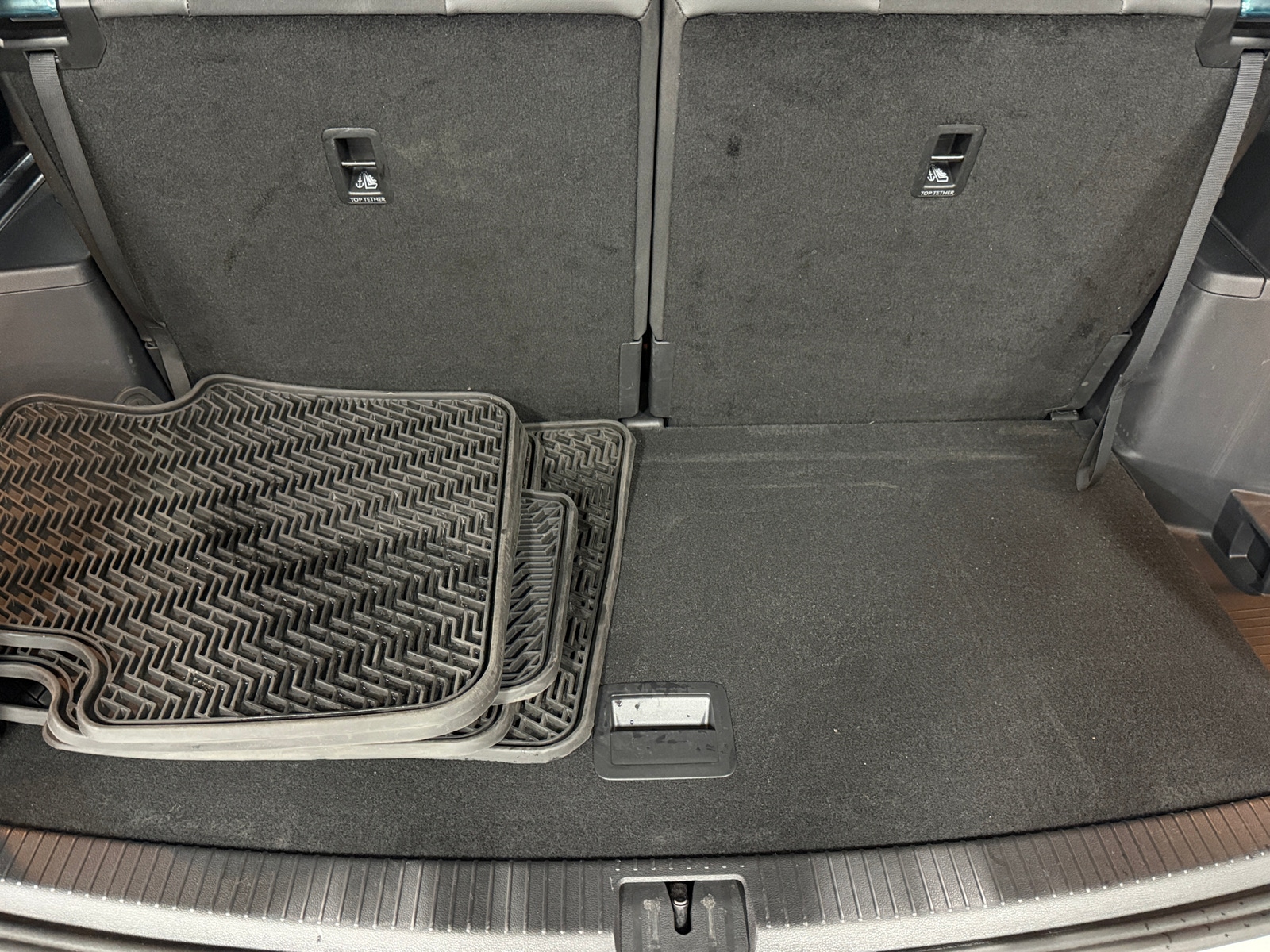 Thumbnail: 2023 Volkswagen Atlas - 6