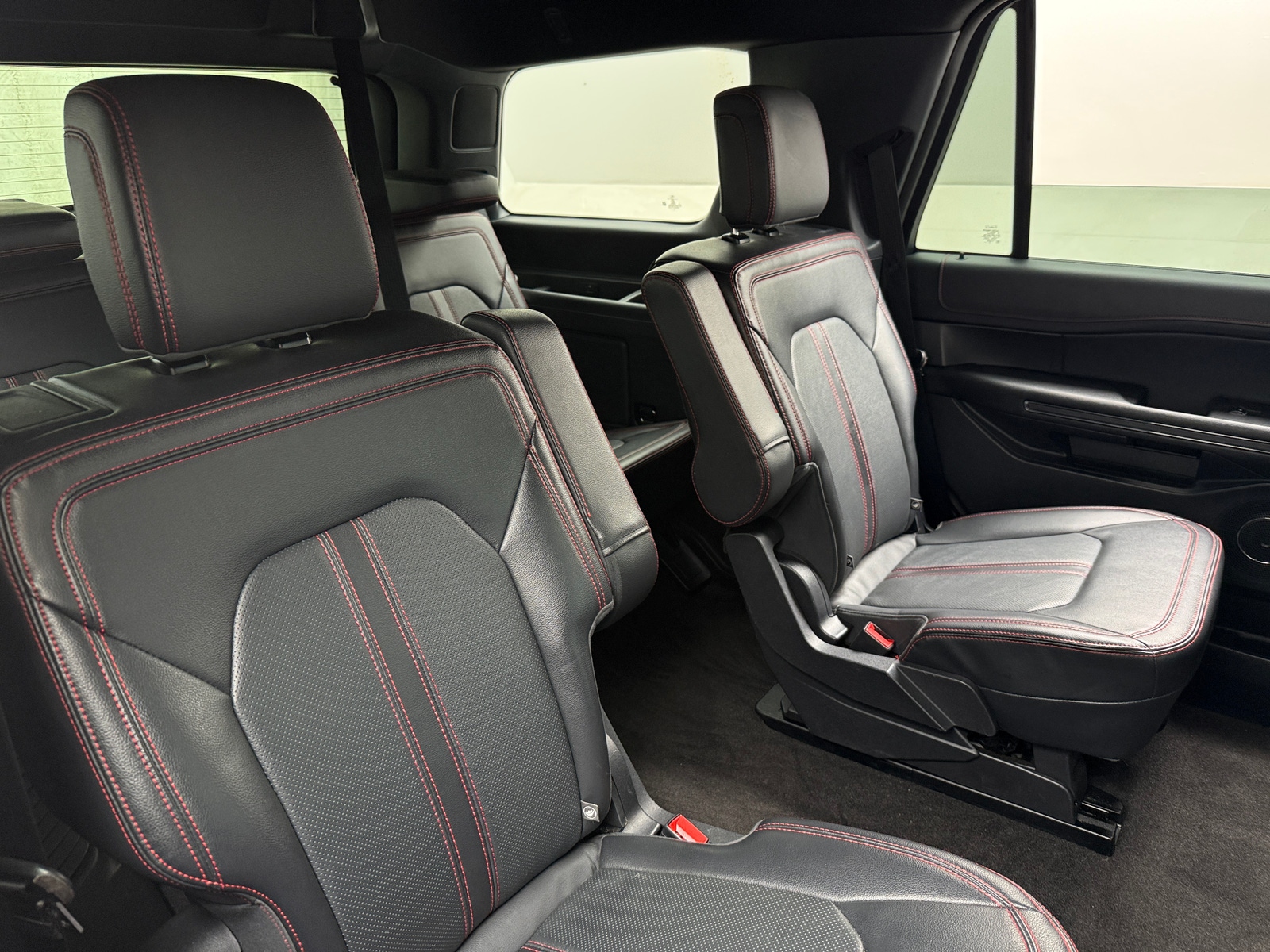 Thumbnail: 2022 Ford Expedition - 5