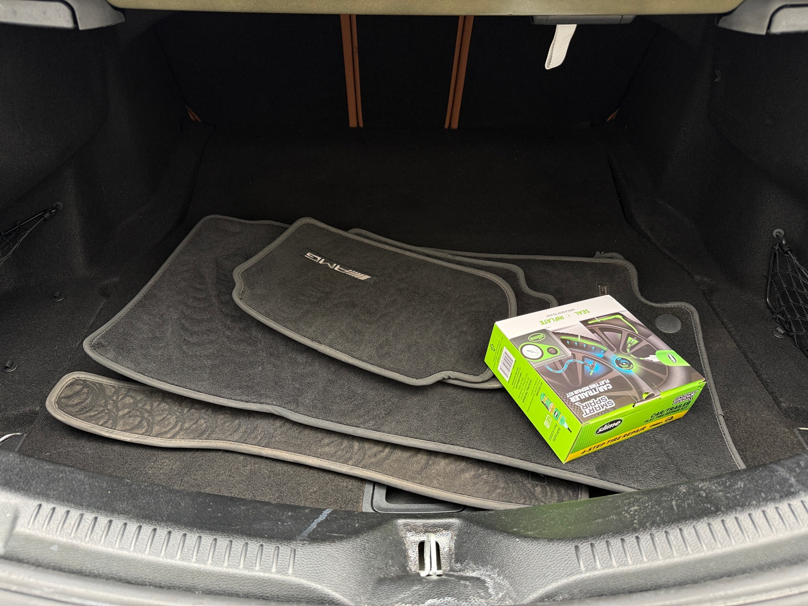 Thumbnail: 2020 Mercedes-Benz E-Class - 4