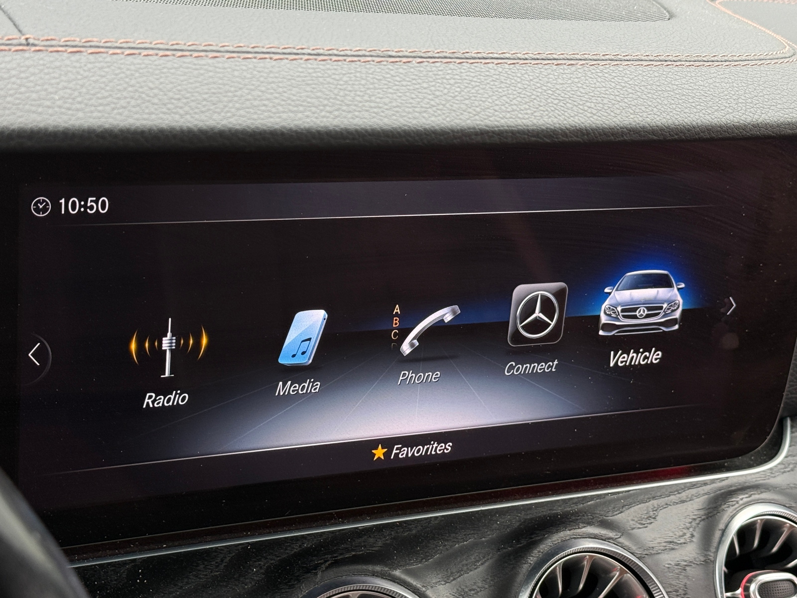 Thumbnail: 2020 Mercedes-Benz E-Class - 2