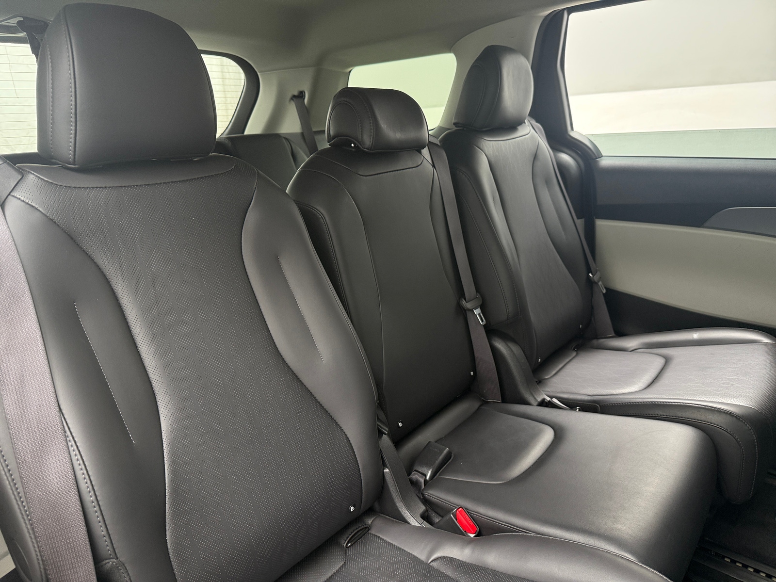 Thumbnail: 2024 Kia Carnival - 5