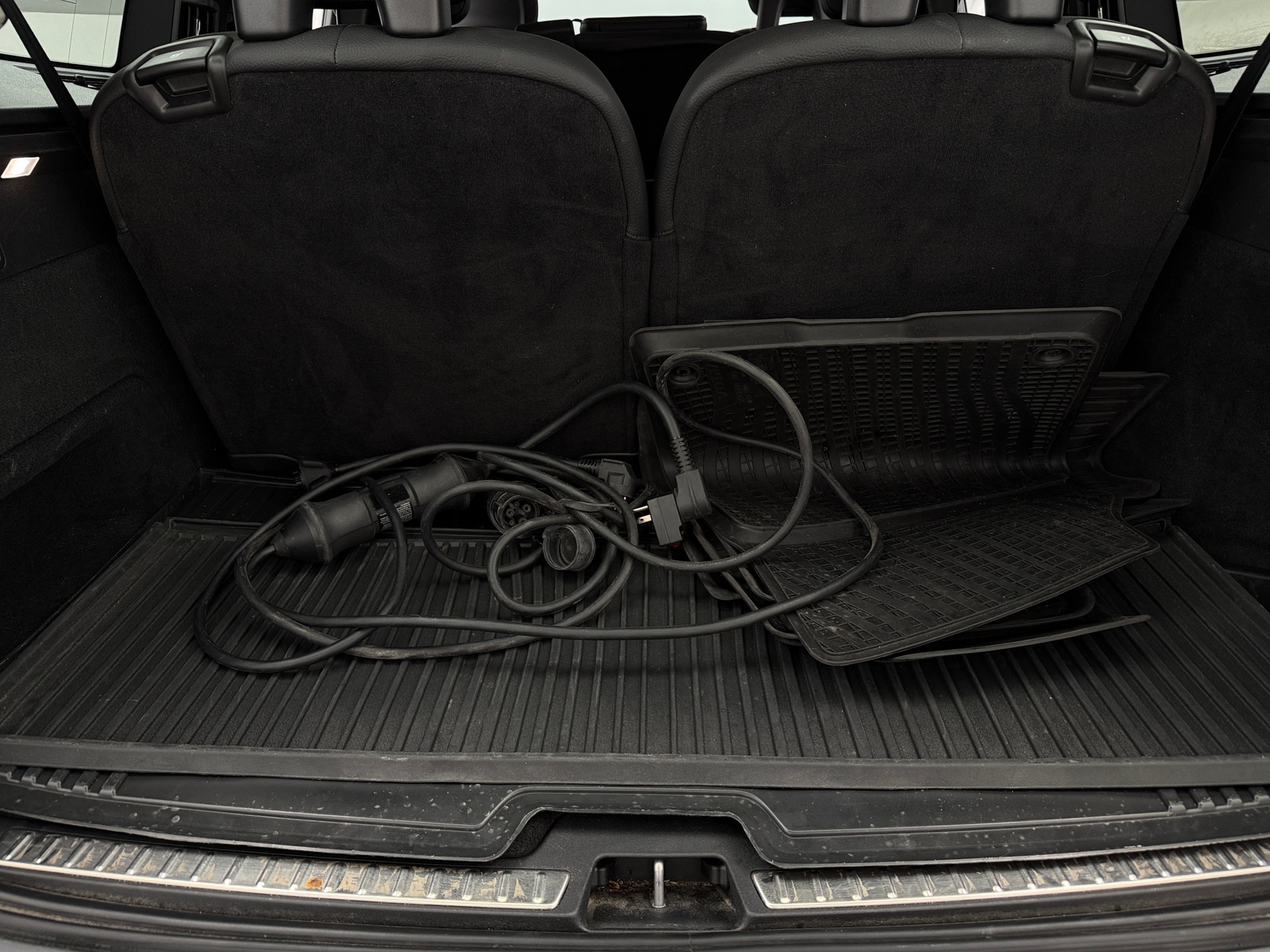 Thumbnail: 2021 Volvo XC90 - 6