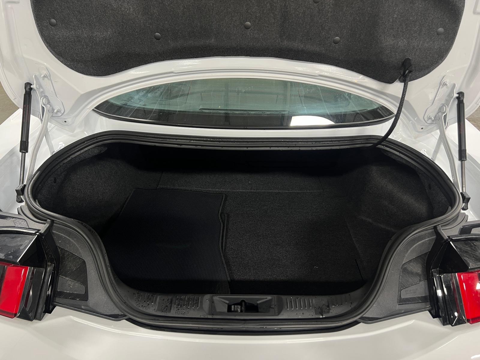 Thumbnail: 2025 Ford Mustang - 5