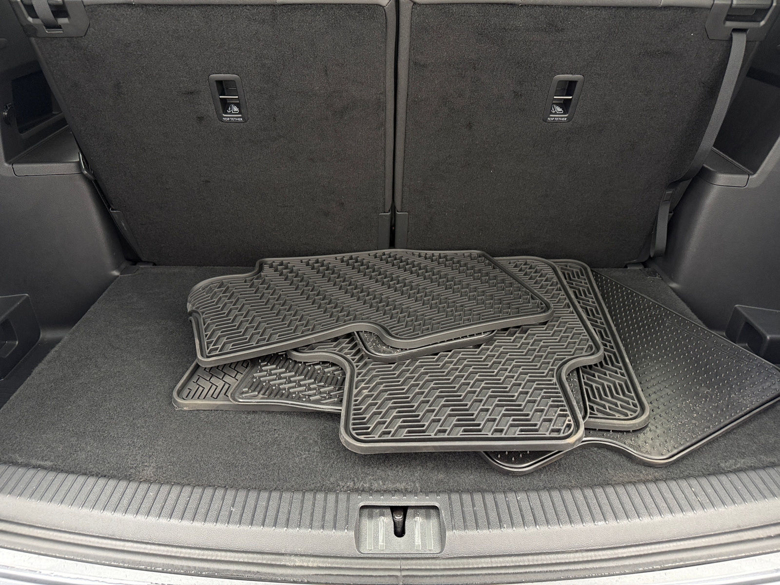 Thumbnail: 2024 Volkswagen Atlas - 6