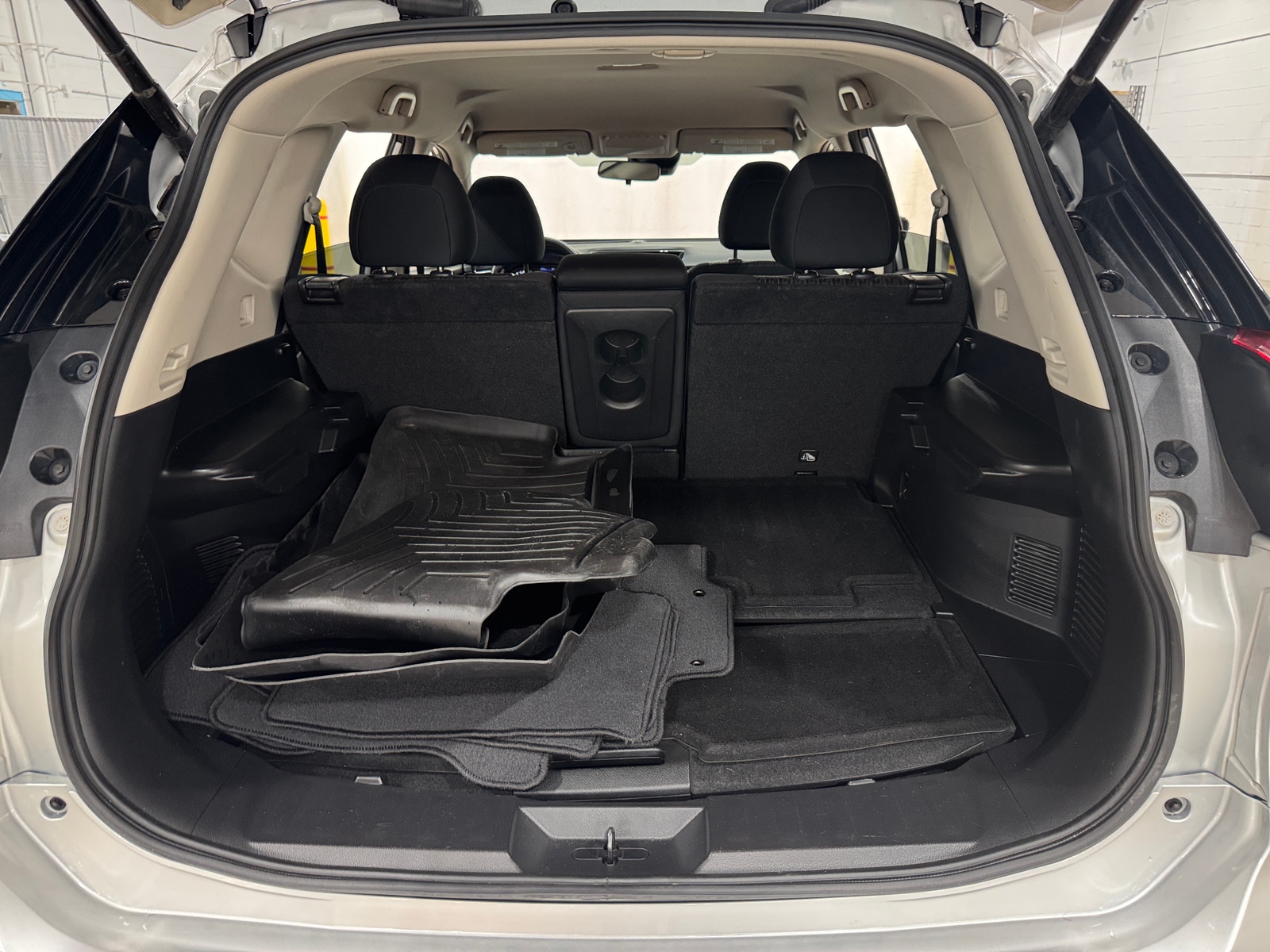 Thumbnail: 2019 Nissan Rogue - 7